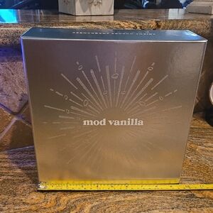 Ariana Grande Silver Empty  Box